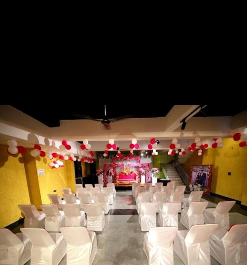 Hotel The Midnight By Wb Inn Agra (Uttar Pradesh) Exterior foto