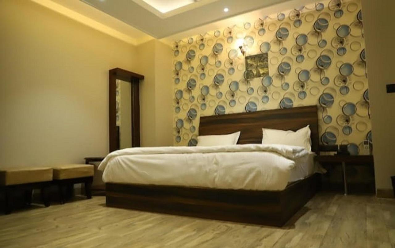 Hotel The Midnight By Wb Inn Agra (Uttar Pradesh) Exterior foto